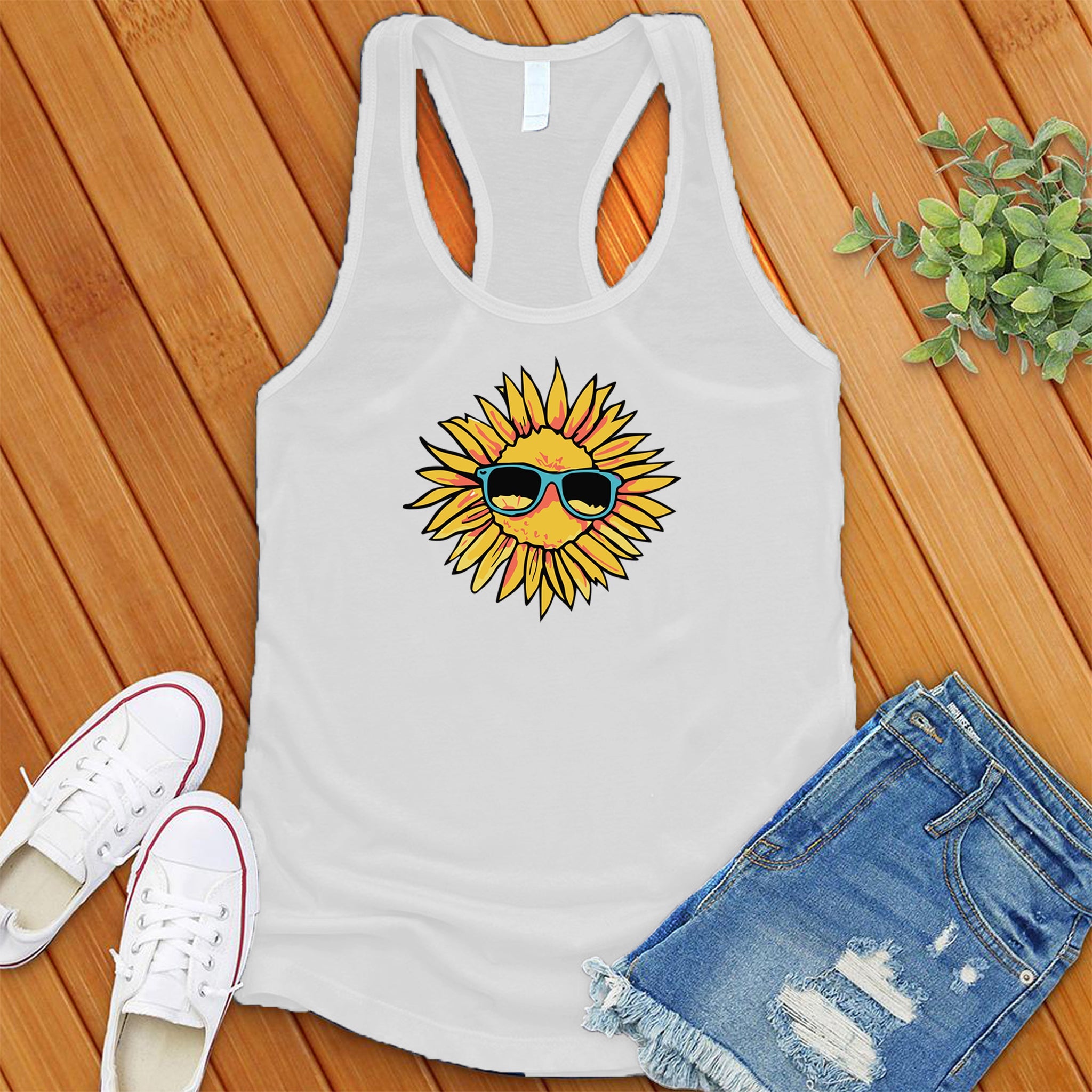 Chillin Sunflower Women's Tank Top - Love Tees