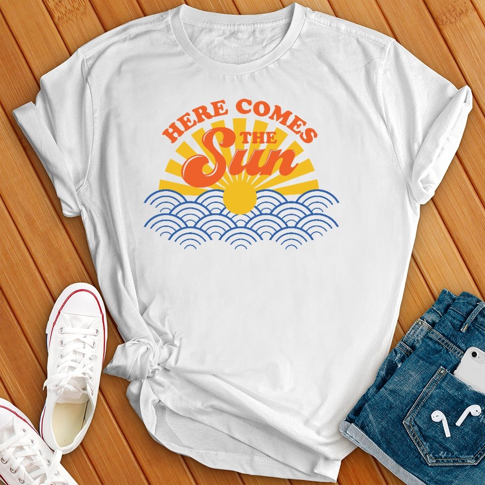 Here Comes The Sun Tee - Love Tees