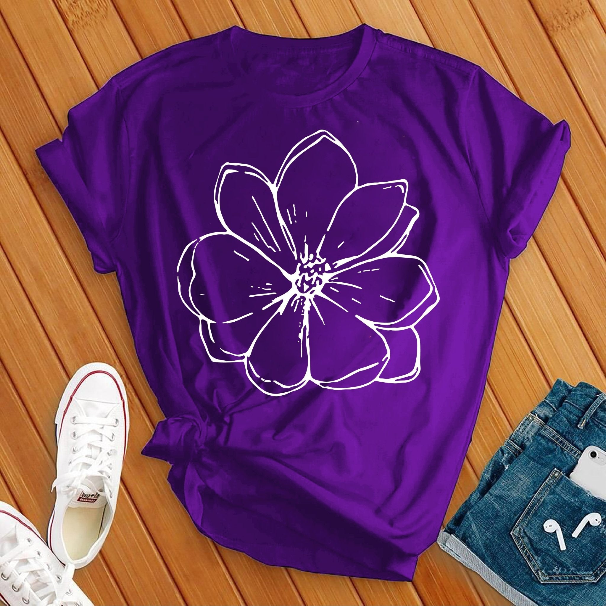 Magnolia Tee - Love Tees