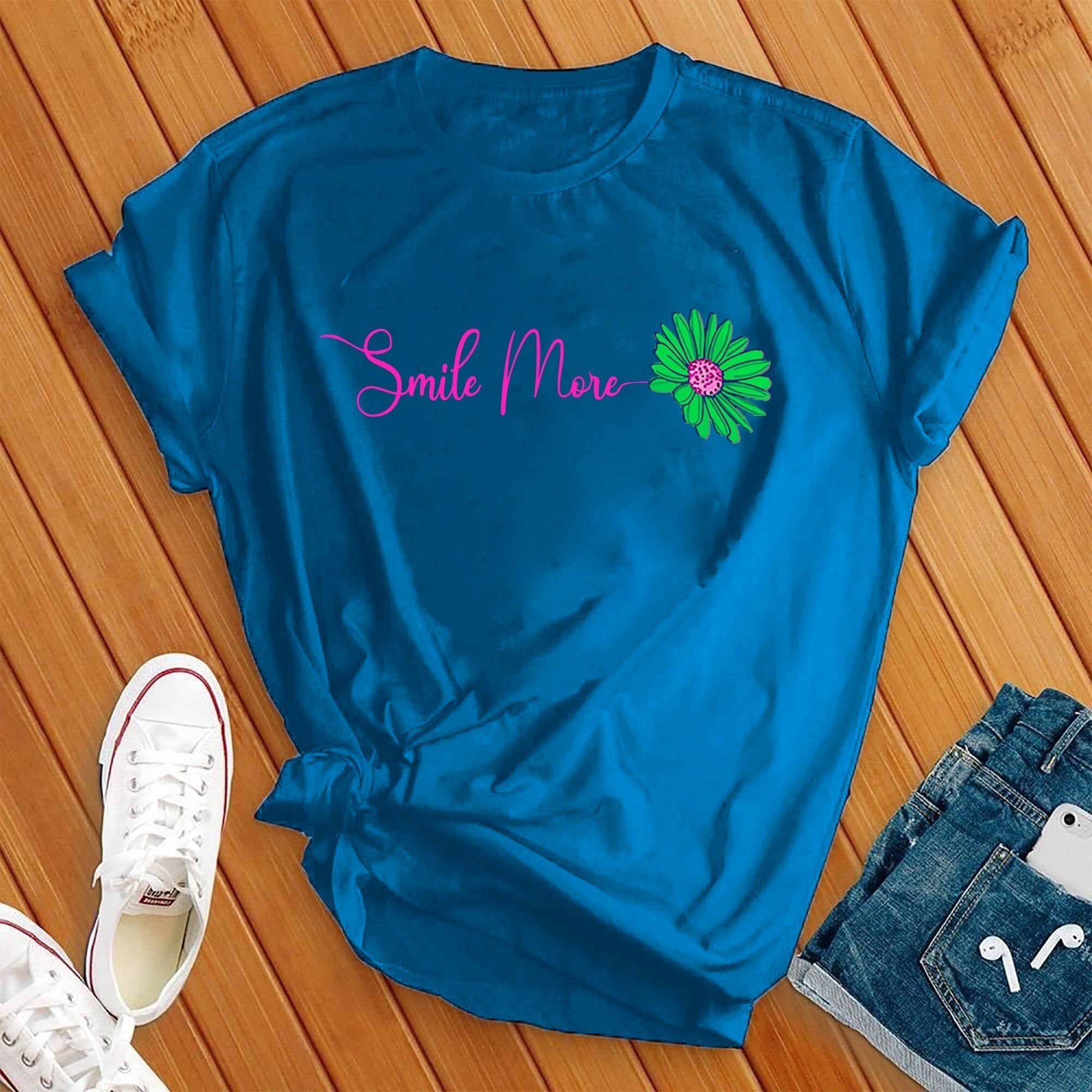 Smile More Daisy Tee - Love Tees